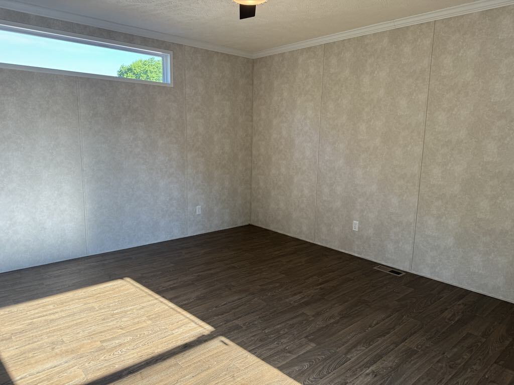 Building Photo - 2042 Marmoor Dr