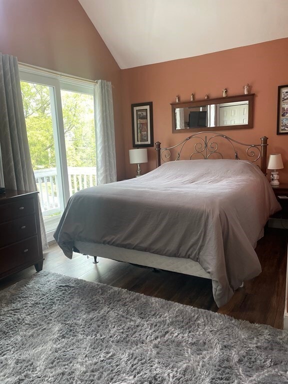 Building Photo - 128 Colonial Rd