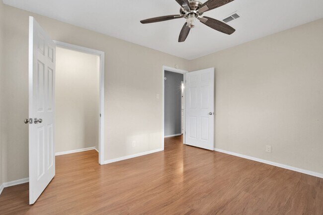 Building Photo - Two Story Rental in Castle Hills