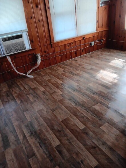 Building Photo - 411 E Harrison Ave