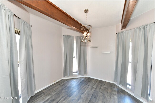 Building Photo - 3212 Canyon Point Ln