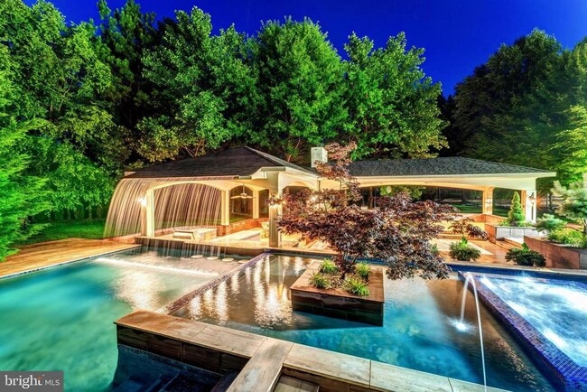 Building Photo - 860 Nicholas Run Dr