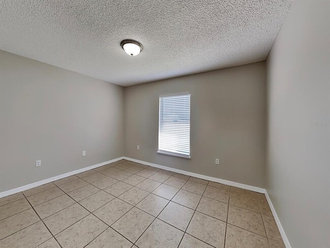 Building Photo - 1861 Manitoba Ct