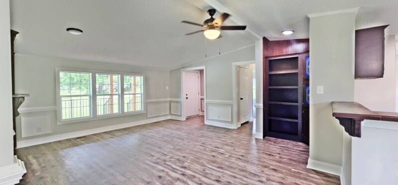 Building Photo - 106 Ginger Dr