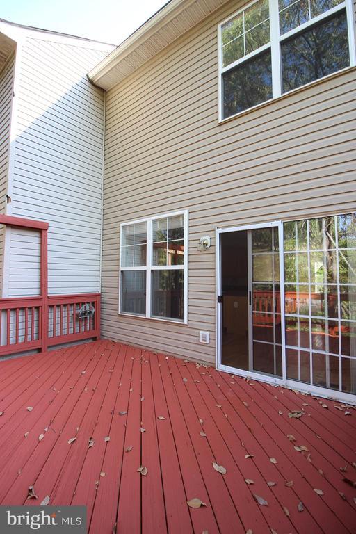 Building Photo - 21475 Welby Terrace