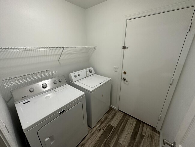 Building Photo - 2425 S 159th Ln