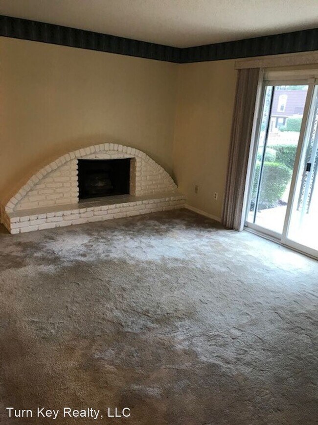 Building Photo - 177 Old Montgomery Hwy