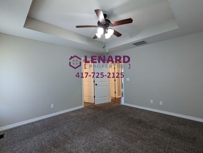 Building Photo - Beautiful 3 Bedroom House!