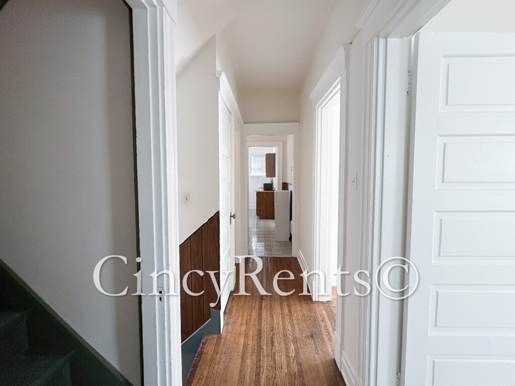 Building Photo - 3570 Edwards Rd