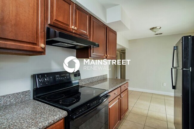 Building Photo - 3 Bedroom Pet-Friendly Home in Orlando, FL with Main Street Renewal