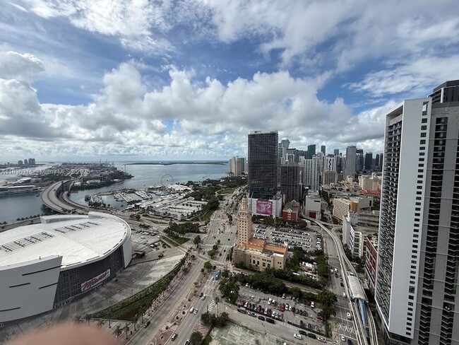 Building Photo - 888 Biscayne Blvd