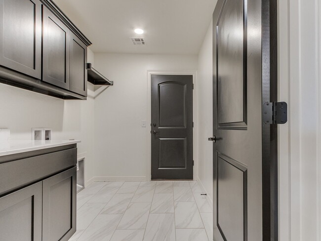 Building Photo - 4324 Overlook Pass