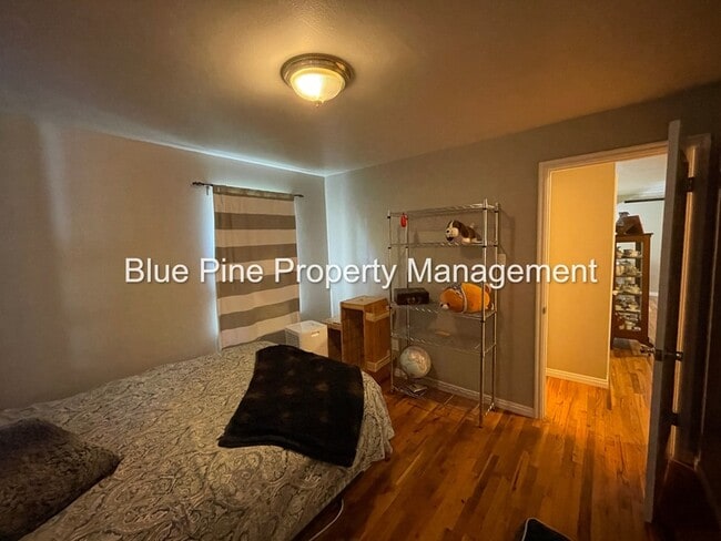 Building Photo - 455 Linden Dr