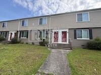 Building Photo - 2140 Ingleside Ave