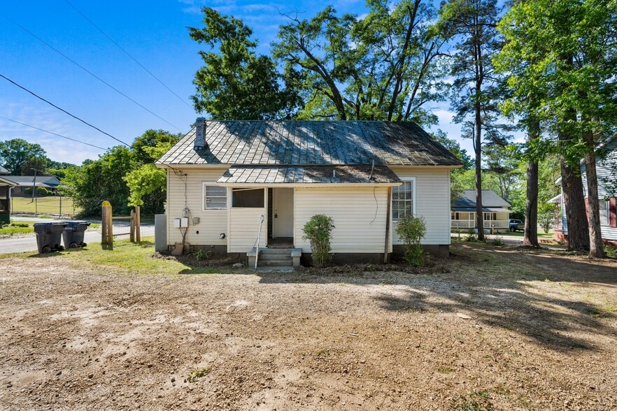 Building Photo - 503 Hayes St