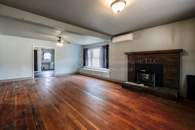 Building Photo - 6045 Skookumchuck Rd SE