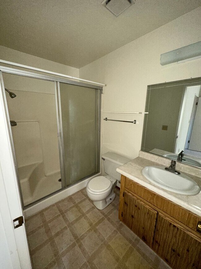 Building Photo - 3050 Andre Ln
