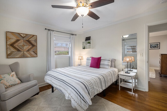 Building Photo - 826 Symmes Dr