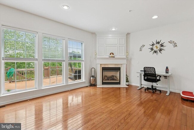 Building Photo - 2136 Sugar Maple Ln