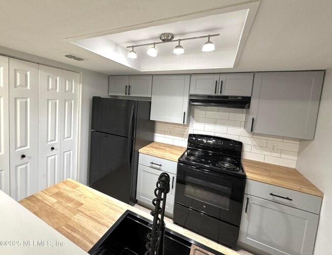 Building Photo - 2964 Songbird Dr