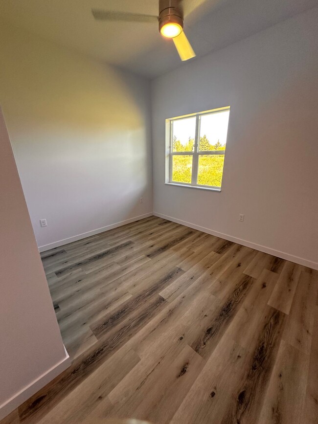 Floorplan - Large One Bedroom Close to Vancouver Mall