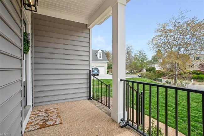 Building Photo - 3009 Ridge Dr