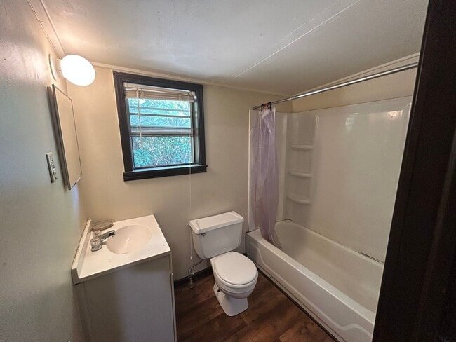 Building Photo - 1977 Fulton Rd