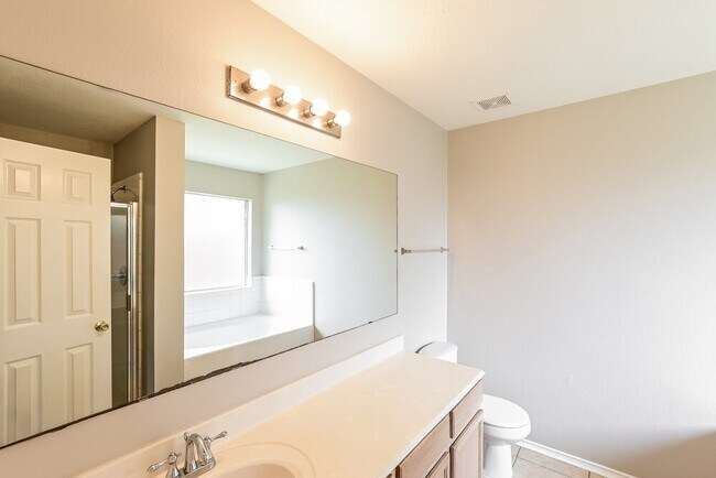 Building Photo - 3306 Coldwater Canyon Ln