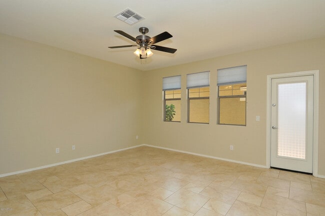 Building Photo - 4351 E Selena Dr