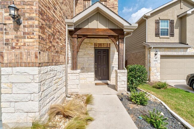 Building Photo - 19011 Pequenia Cove