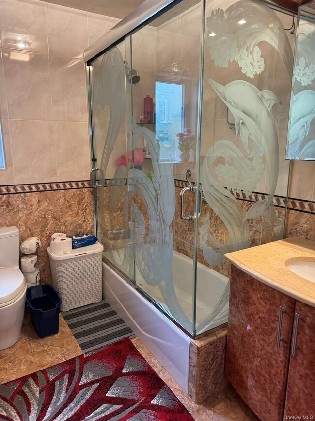 Building Photo - 109-04 Myrtle Ave