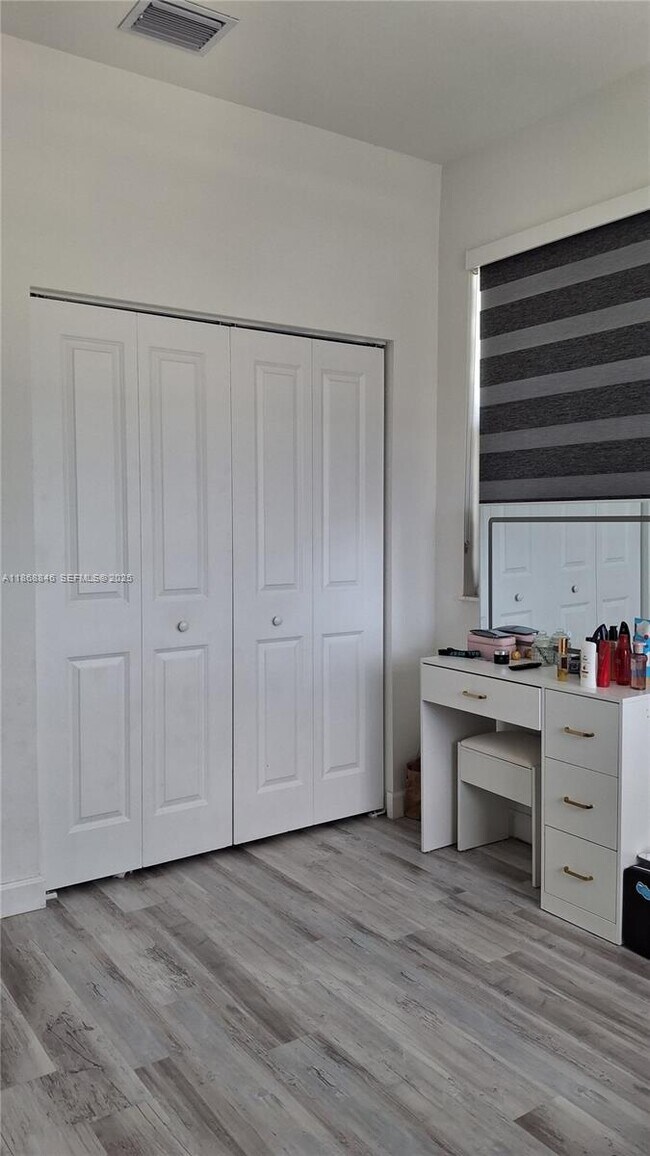 Building Photo - 26410 SW 148th Ct