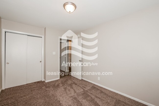 Building Photo - 4053 Arquette Dr