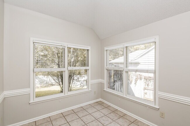 Building Photo - 8676 Tropicana Dr N