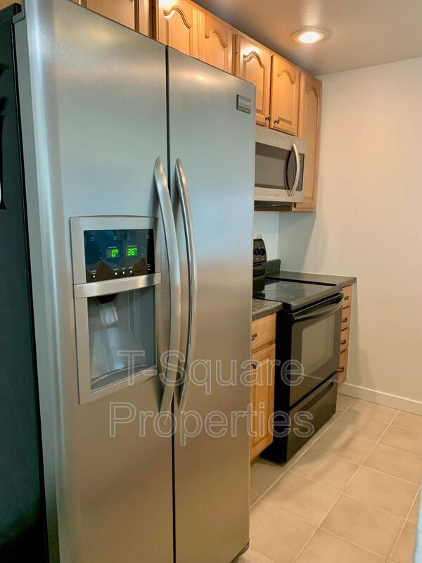 Building Photo - 2152 N 112th St