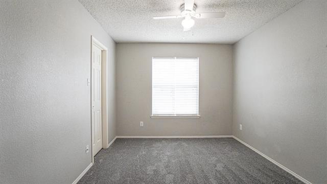 Building Photo - 1036 Hampton Dr