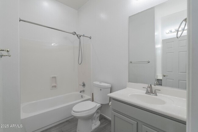 Building Photo - 33309 N 24th Dr