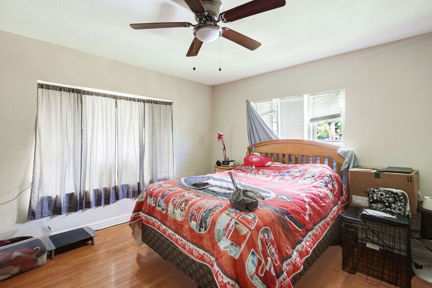 Building Photo - 2353 Spring Park Rd