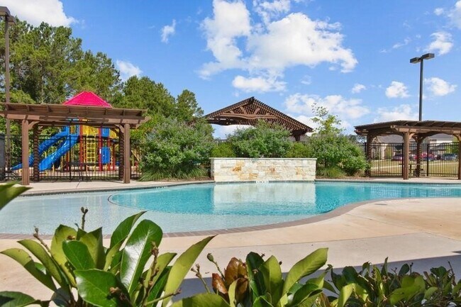 Building Photo - 363 Springfield Terrace Dr