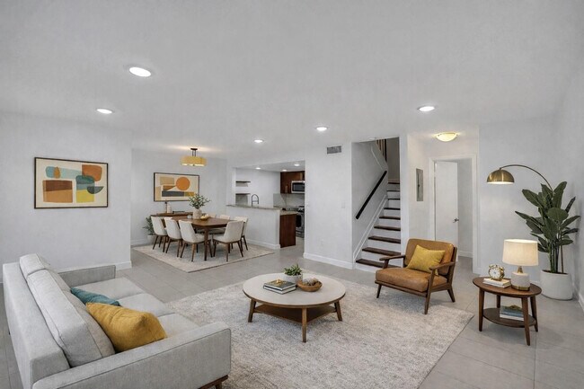 Building Photo - 4550 SW 68th Ct