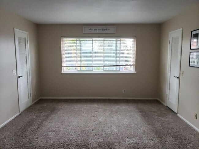 Building Photo - Westminster - Lovely 4 Bedroom 2.5 Bath House for Lease