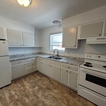 Building Photo - 120 Bolling Dr