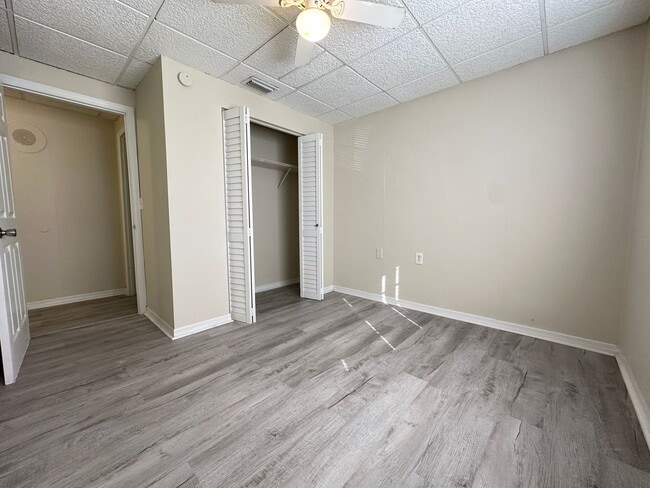 Building Photo - Spacious 5-Bedroom Single Family Home in Hillsborough County