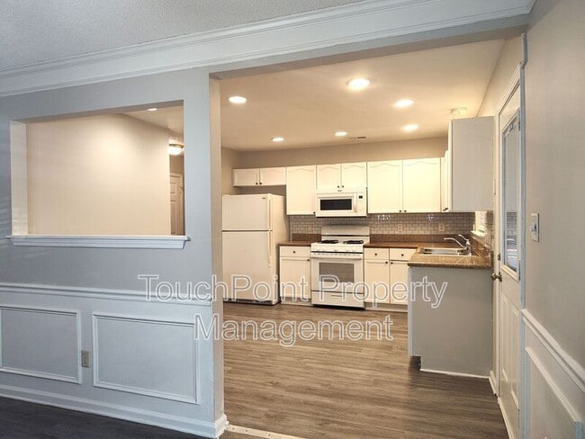 Building Photo - 14830 Cane Field Dr