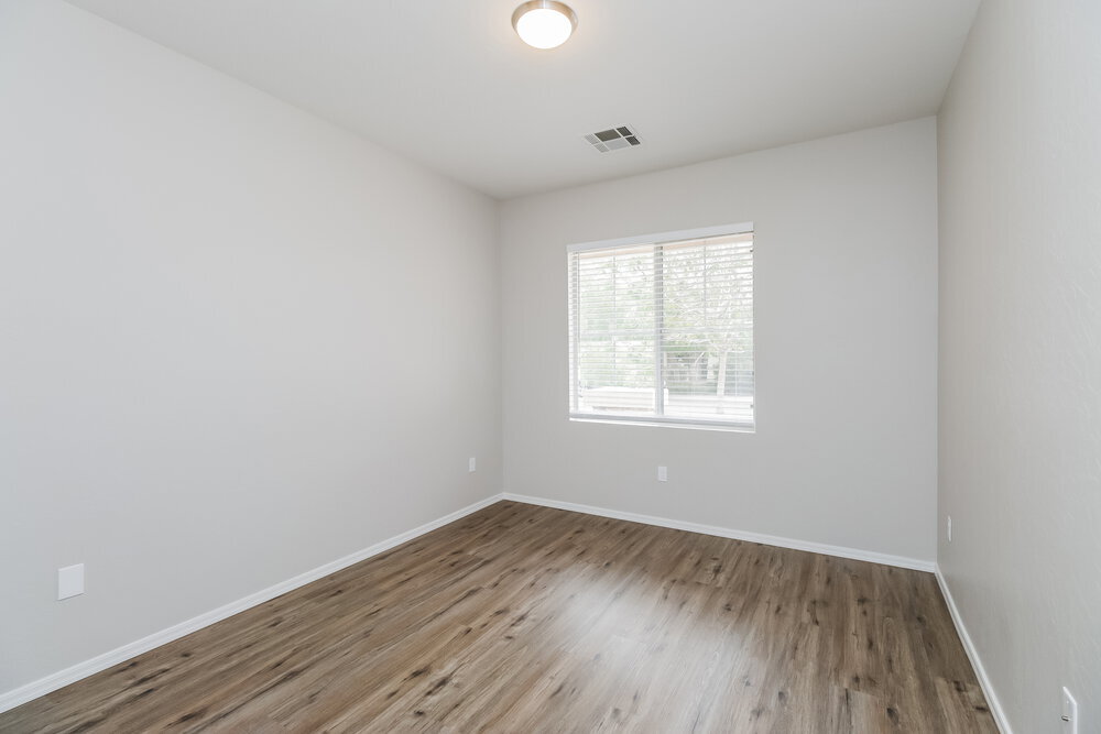 Building Photo - 2586 W Jasper Ave
