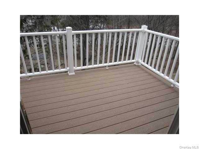 Building Photo - 305 Tondo Cir