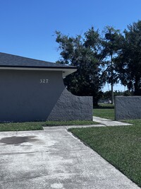 Building Photo - Dundee Duplex B