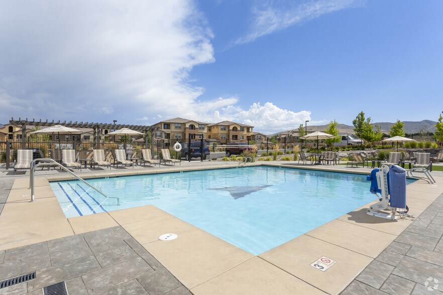 Village at Arrowcreek Parkway & Village South 850 Arrowcreek Pky Reno