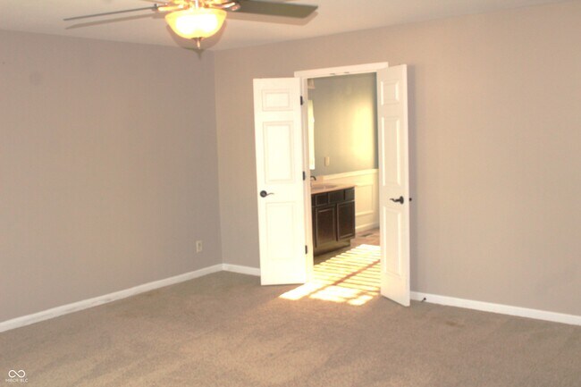 Building Photo - 2244 McGregor Ct