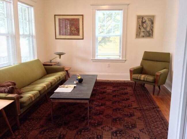 Building Photo - 2.0 bedroom in Cambridge Massachusetts 02138
